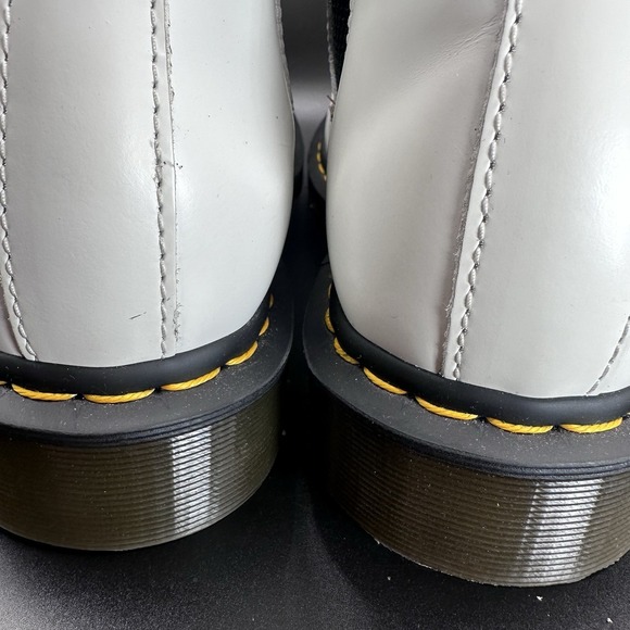 Doc Martens 2976 Yellow Stitch Smooth Leather Chelsea Boots Women's Sz 10 Mens 9 - Picture 8 of 14